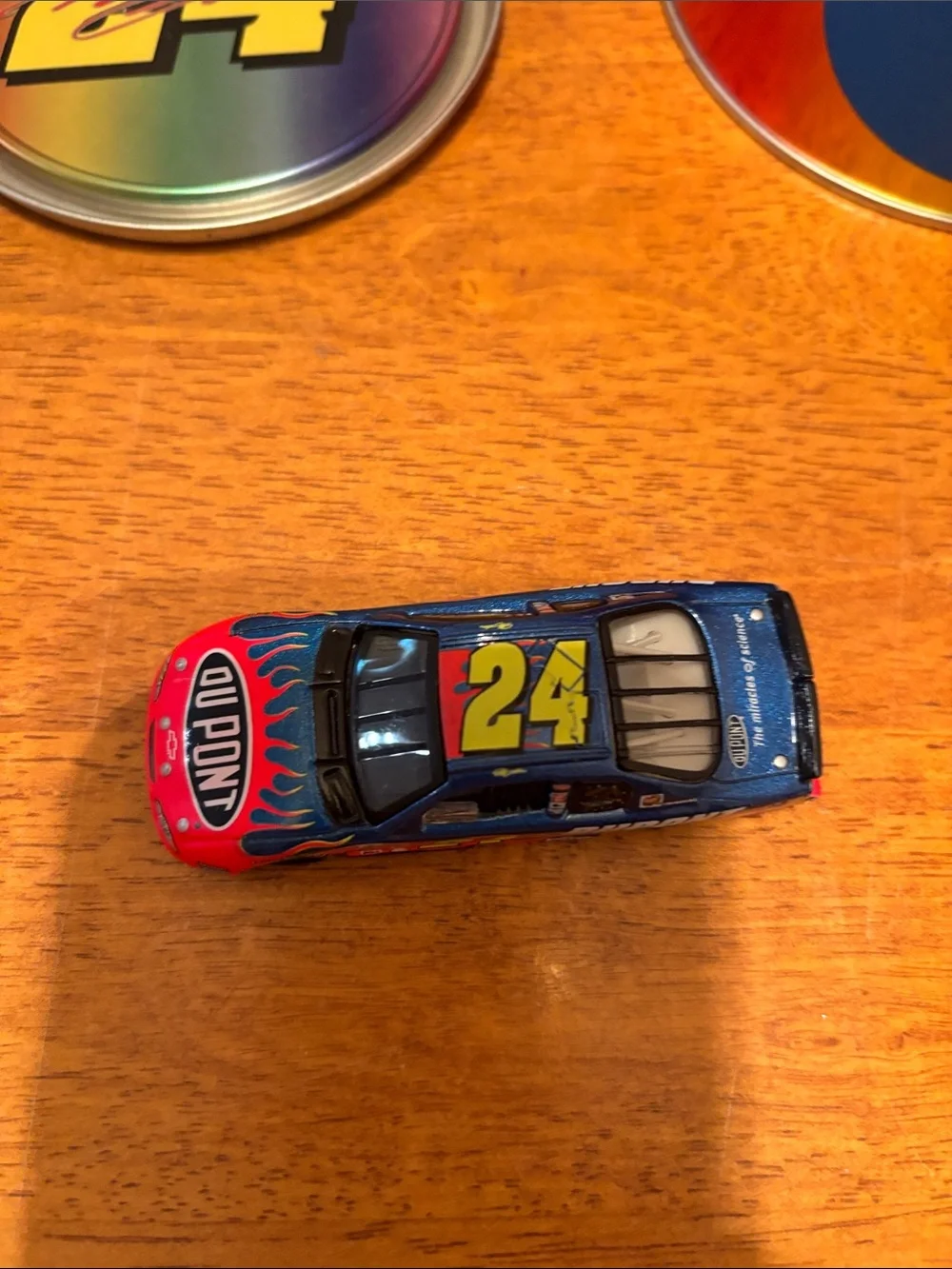 1/64 Car ACTION Racing #24 JEFF GORDON Dupont 2002 Monte Carlo Paint Can
